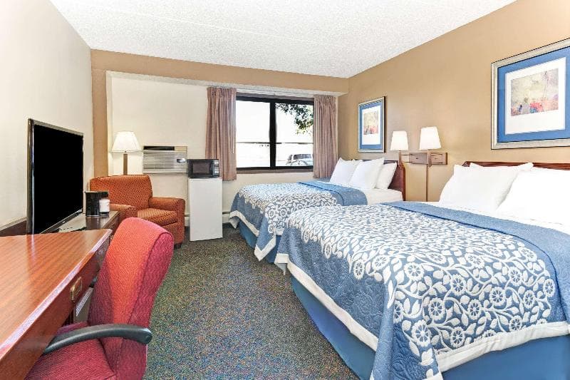 Days Inn by Wyndham Fort Collins 5