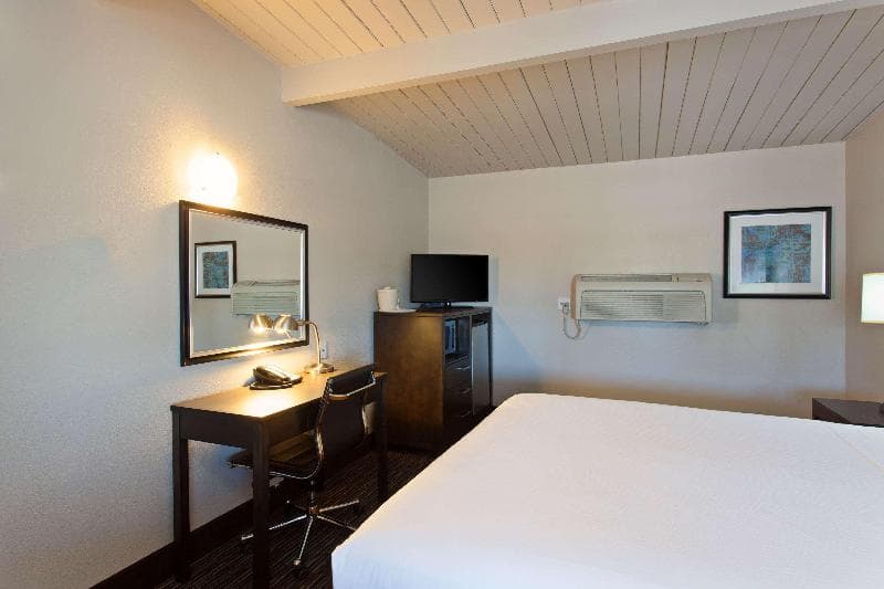 Days Inn by Wyndham Chowchilla Gateway to Yosemite 4