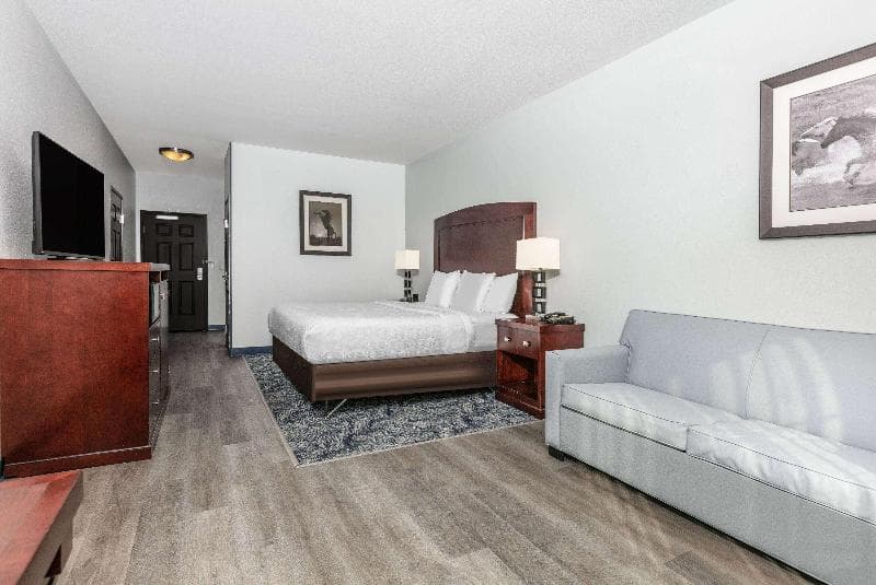 La Quinta Inn & Suites Fort Worth NE Mall 4