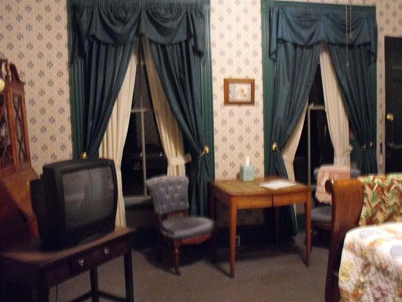 Empire House Hotel photo 1
