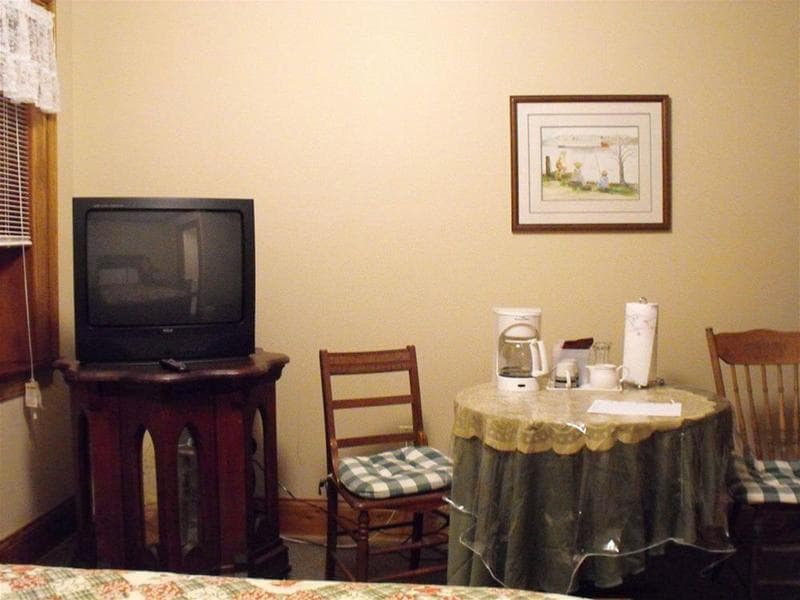Empire House Hotel 3