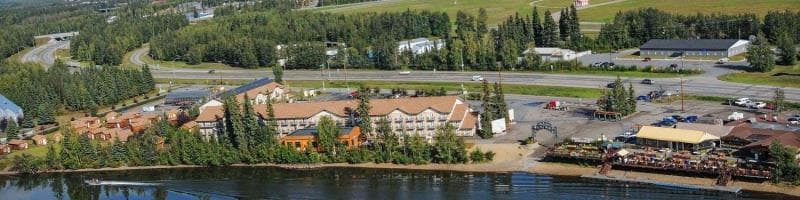 Pike's Waterfront Lodge photo 1