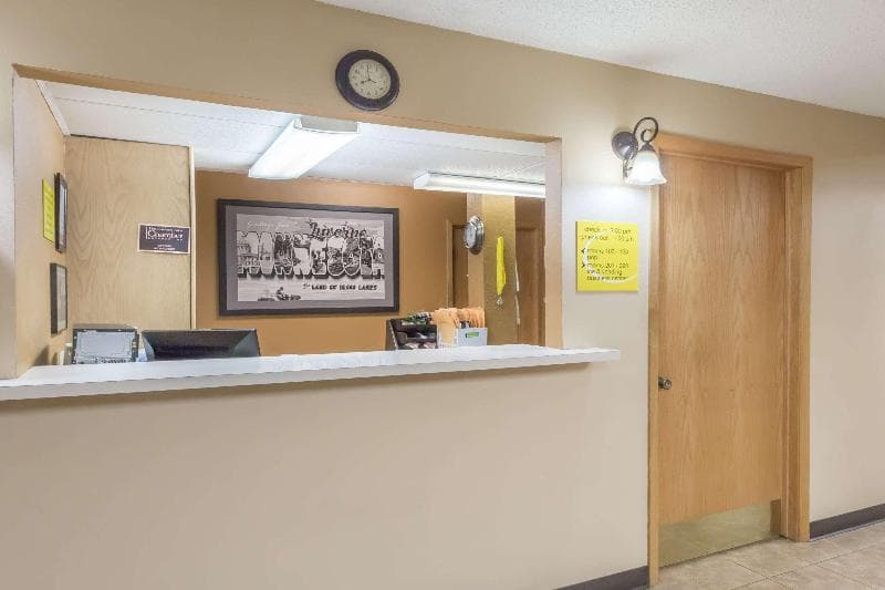 Super 8 By Wyndham Luverne I90 3