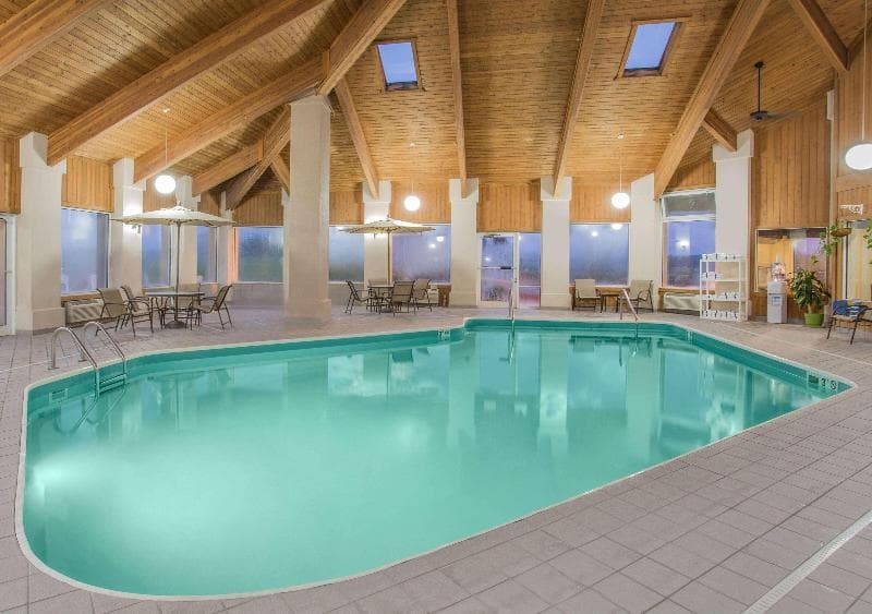Baymont by Wyndham Freeport 2