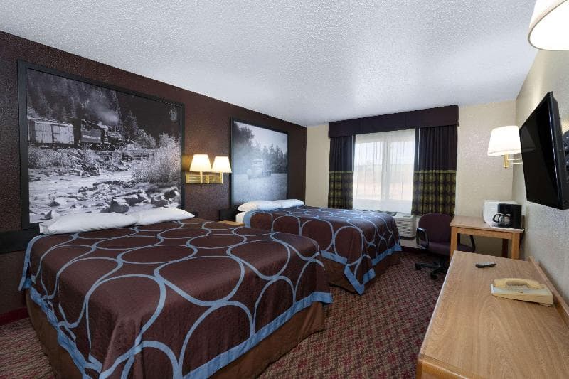 Super 8 by Wyndham Fountain 2