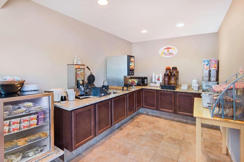 Super 8 By Wyndham Humboldt 2