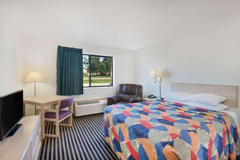 Super 8 By Wyndham Humboldt 1