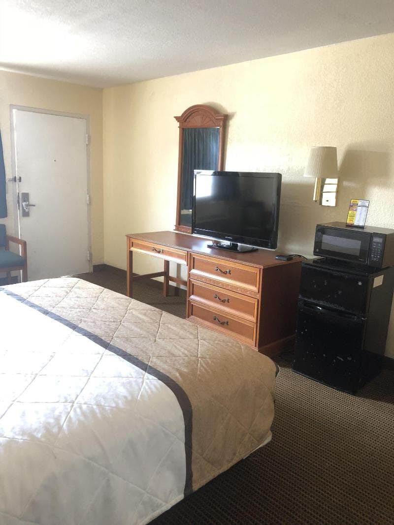 Holiday Lodge & Suites Fort Walton Beach 3