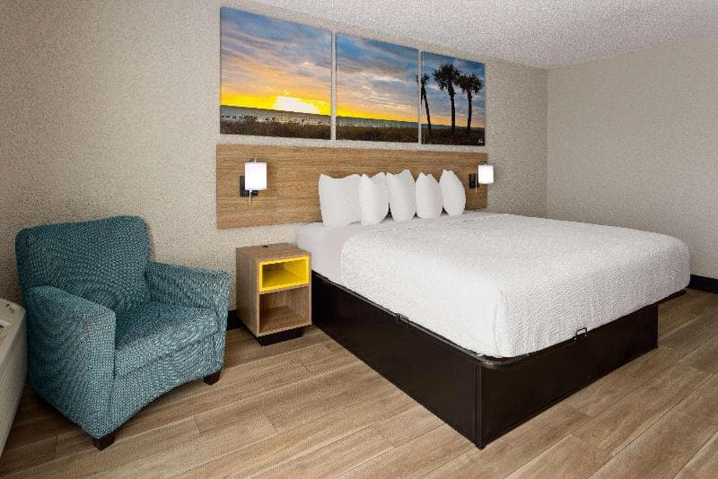 Days Inn By Wyndham Fort Pierce Midtown 2