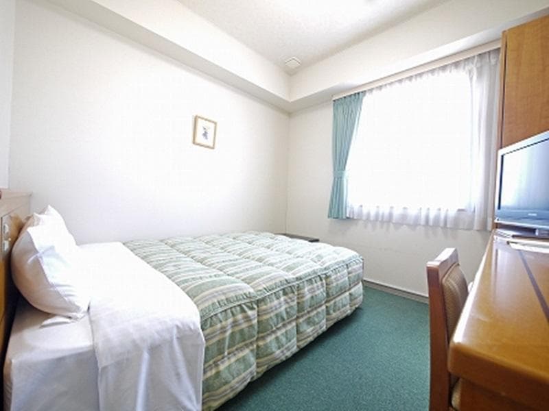 Hotel Route-Inn Fukuioowada 3