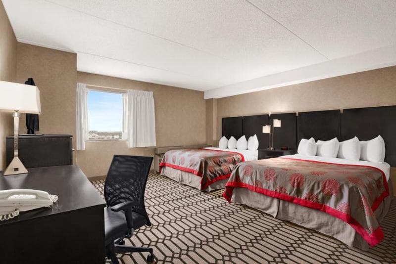 Delta Hotels Fargo 4