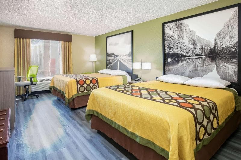 Super 8 by Wyndham Fort Stockton 4