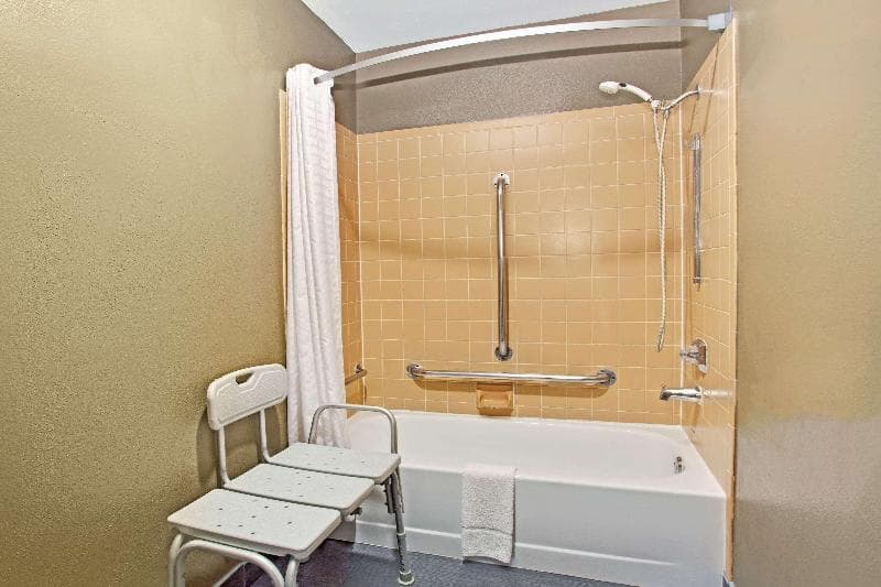 Super 8 by Wyndham Fort Collins 5