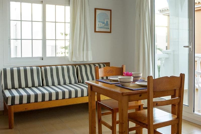 Apartahotel Arcos De Formentera 4