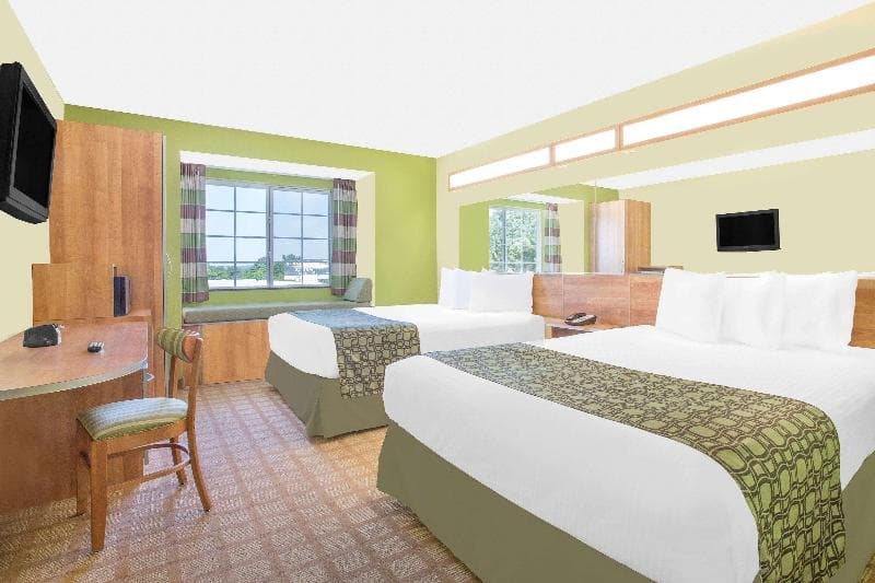 Microtel Inn & Suites By Wyndham Tuscumbia/Muscle 1