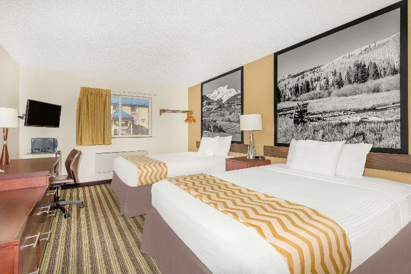 Travelodge By Wyndham Loveland/Fort Collins Area 2
