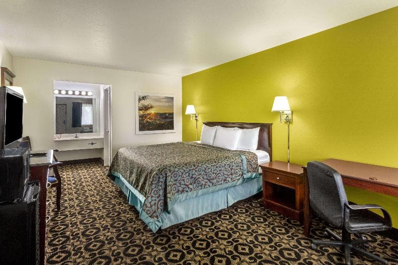 Days Inn By Wyndham Delta 4