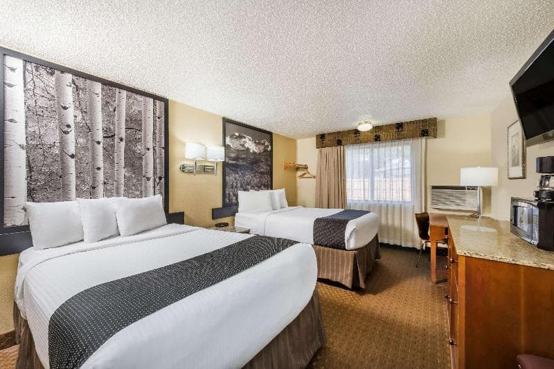 Super 8 By Wyndham Canon City photo 1