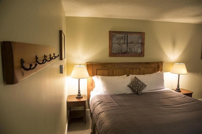 Red Tree Lodge photo 1