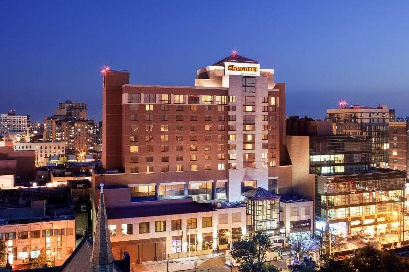 Sheraton LaGuardia East Hotel photo 1