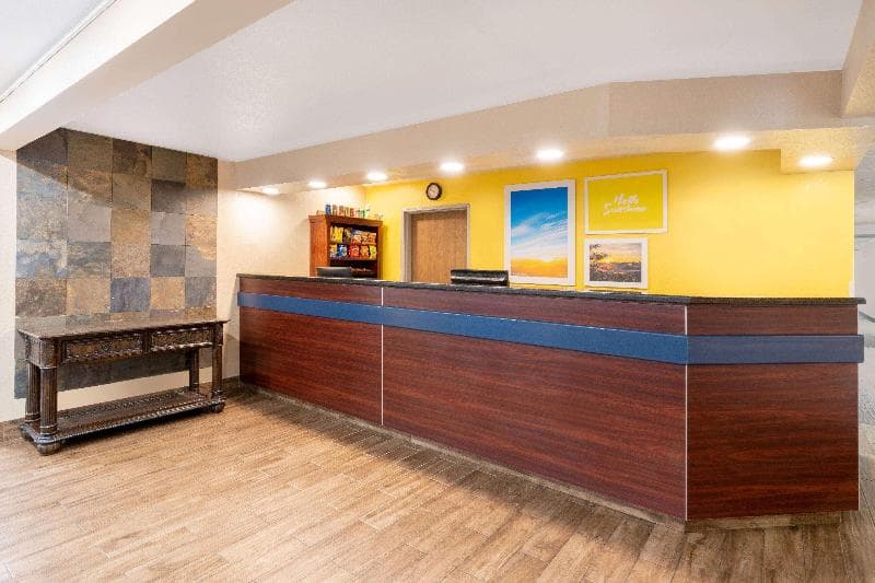 Days Inn by Wyndham Greeley 5