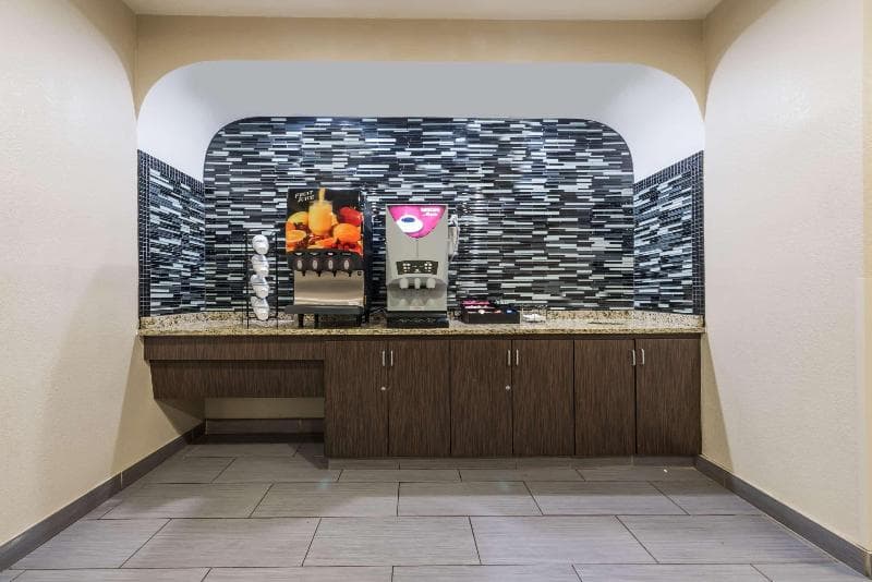 Microtel Inn & Suites by Wyndham Ft. Worth North/at Fossil 5