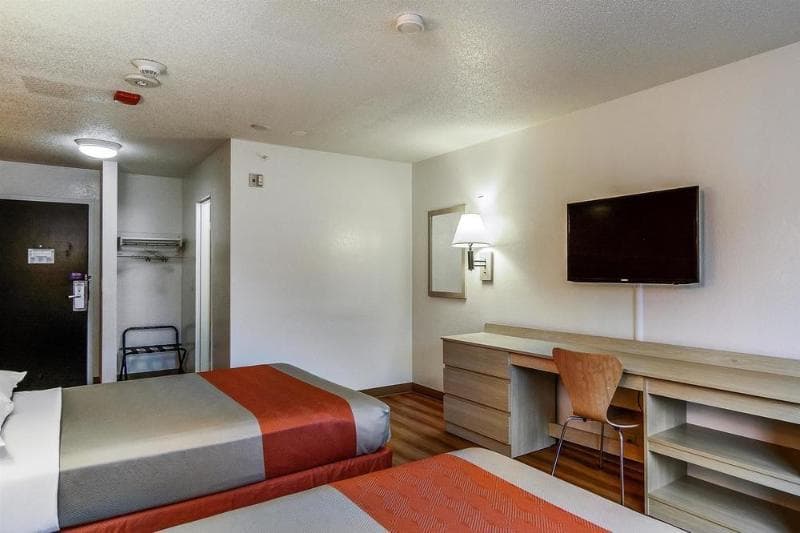 Motel 6 Boston West - Framingham photo 1