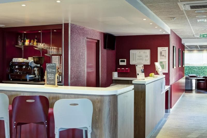 Hotel Campanile Geneve - Aeroport/Palexpo 4