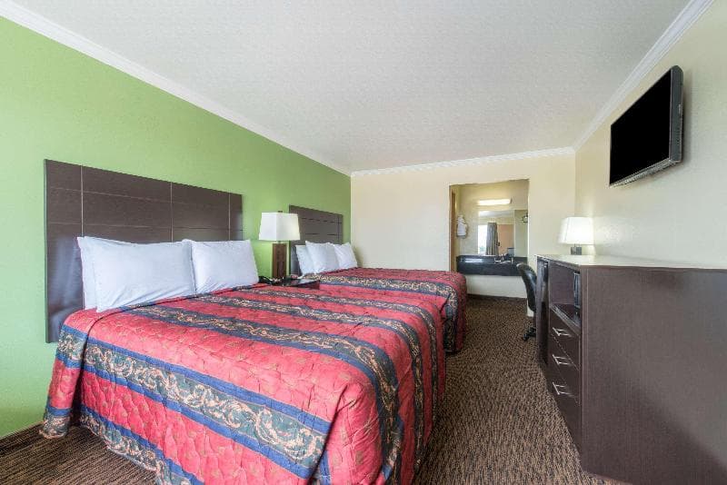 Days Inn Fort Worth West 5