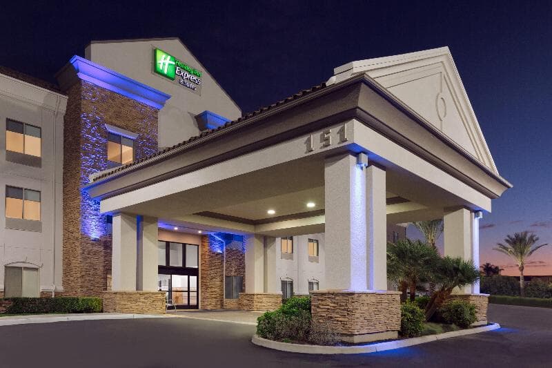 Holiday Inn Express Hotel & Suites Merced 4