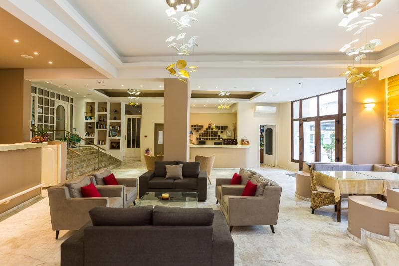 Hotel Eltina 4