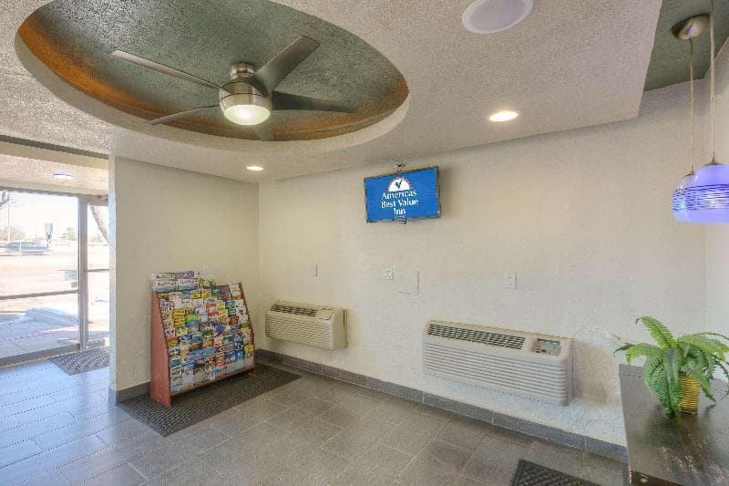 Americas Best Value Inn Amarillo Airport 4