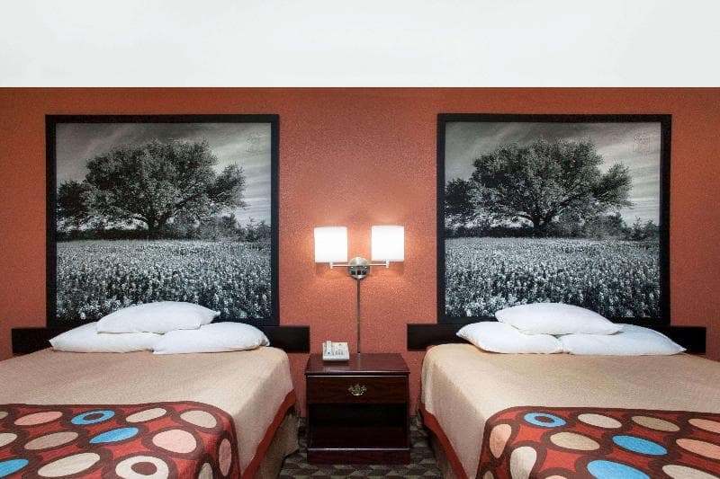 Super 8 By Wyndham Bastrop Tx 2