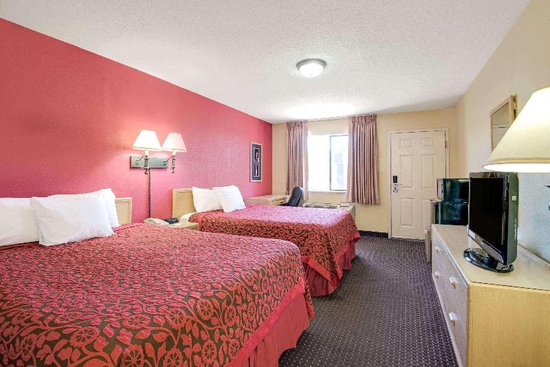 Days Inn by Wyndham East Albuquerque 3
