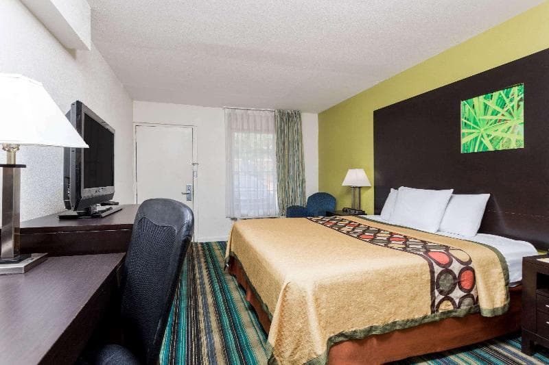 Super 8 By Wyndham Augusta 2