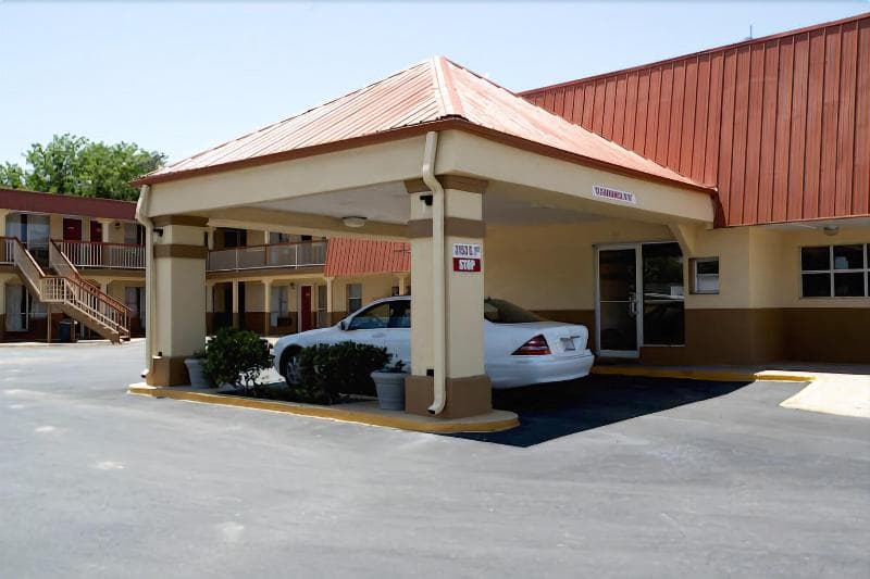 Best Budget Inn - Abilene 5