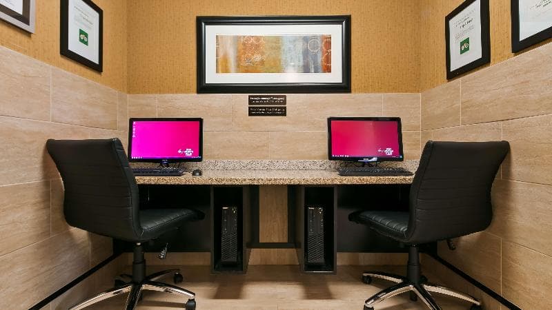 Best Western Plus Sherwood Park Inn & Suites 1