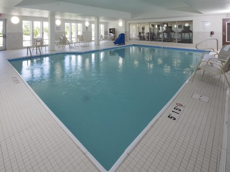 Holiday Inn Express & Suites Alpena - Downtown 3