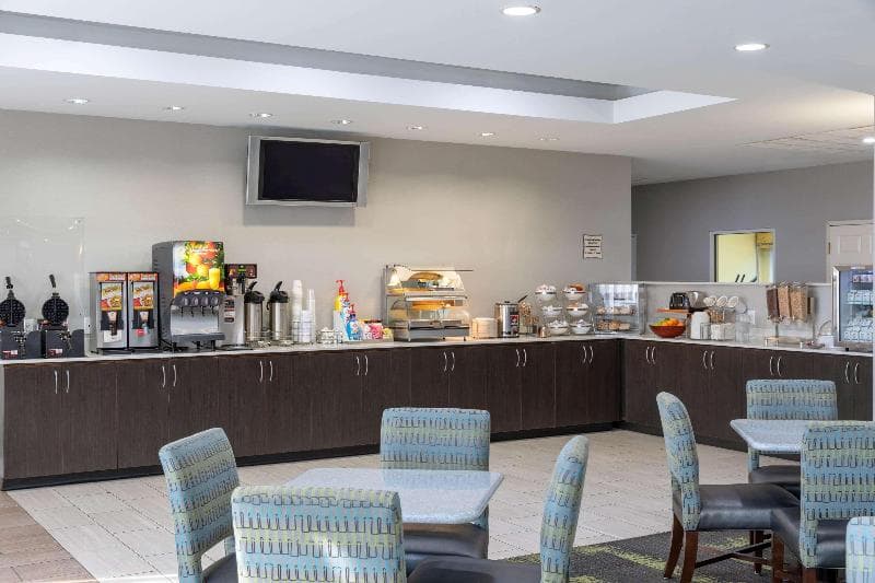 La Quinta Inn & Suites by Wyndham Atlanta Douglasville 3