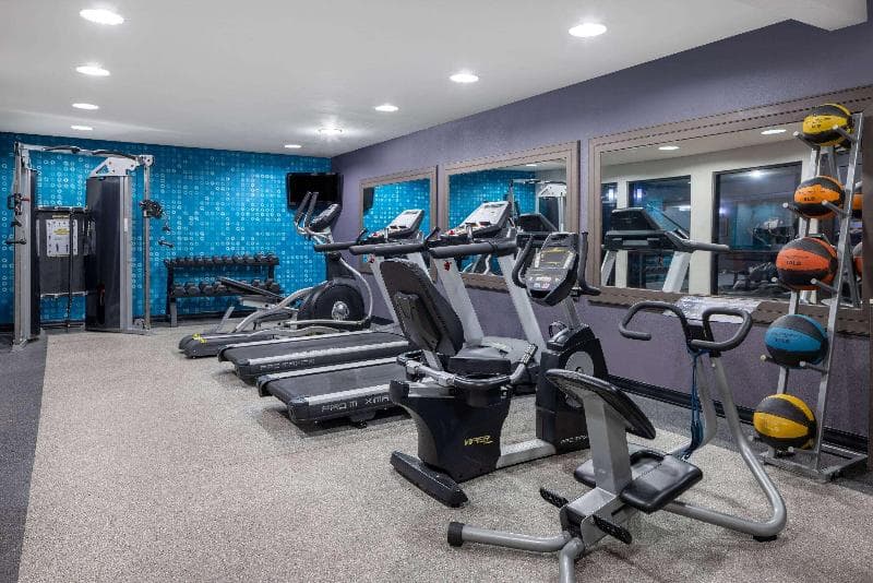 La Quinta Inn & Suites by Wyndham Covington photo 1