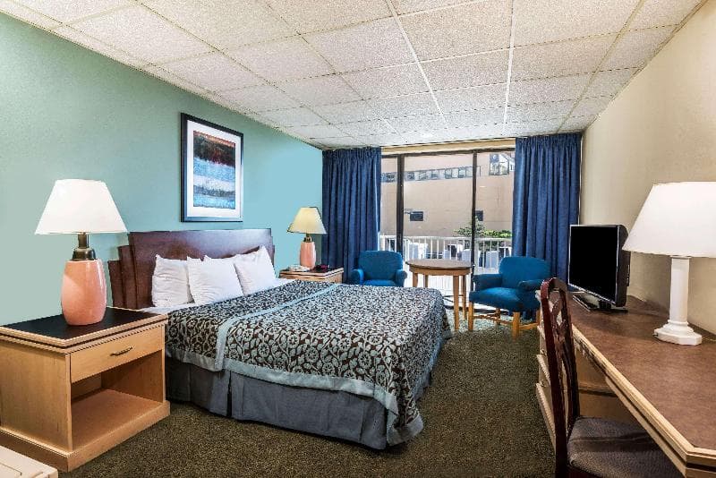 Days Inn by Wyndham Atlantic City Oceanfront-Boardwalk 1