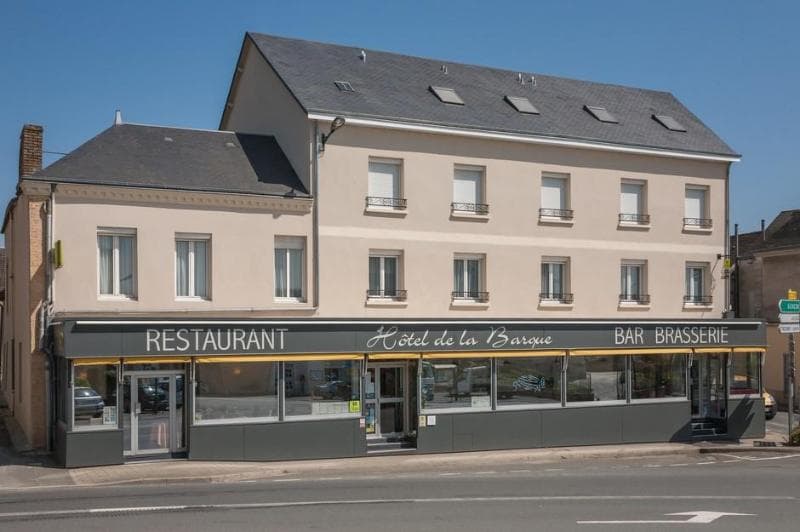 Hotel Logis De La Barque 5