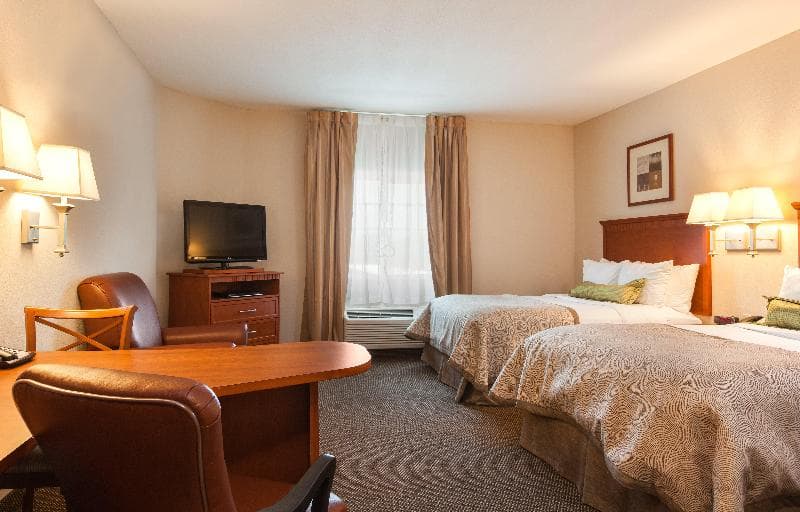 Candlewood Suites Georgetown 3
