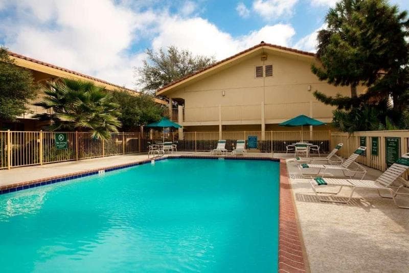 Super 8 By Wyndham Austin South / I-35 5