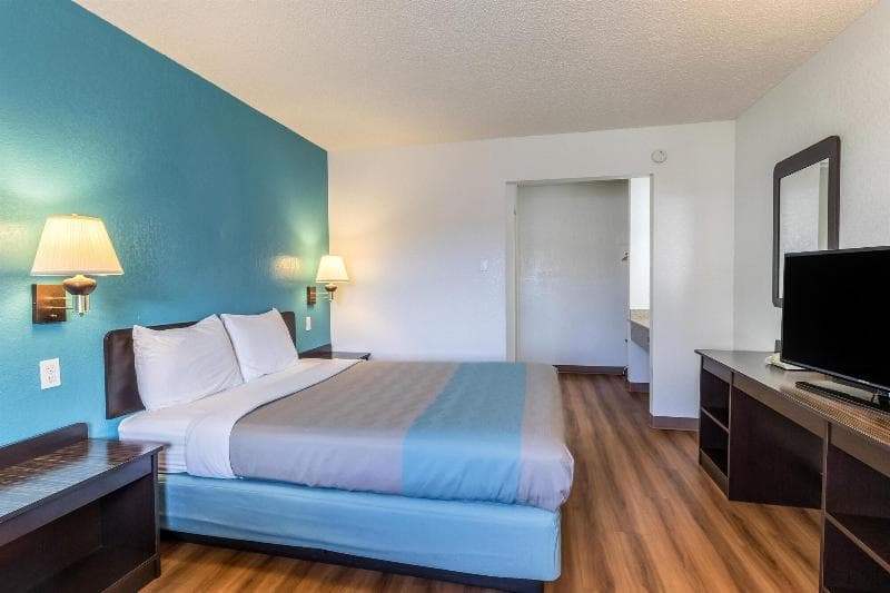 Motel 6 Astoria photo 1