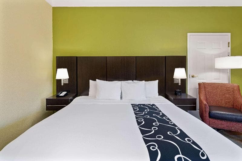 La Quinta Inn and Suites Atlanta South Newnan 4