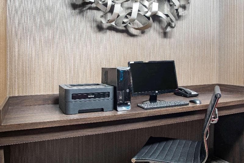 Ramada by Wyndham Alpharetta photo 1