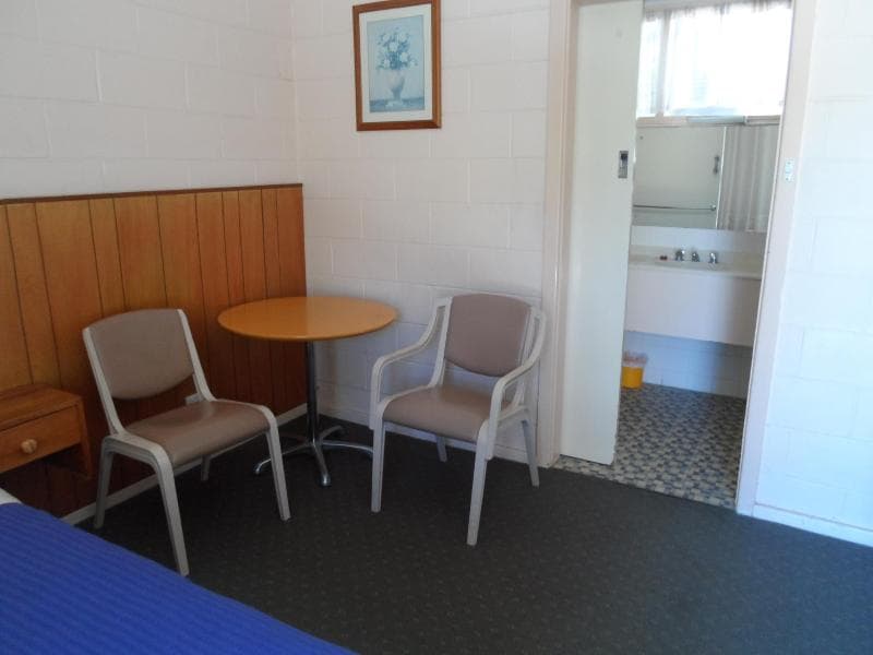 Jasper Motor Inn (Adults Only) 5