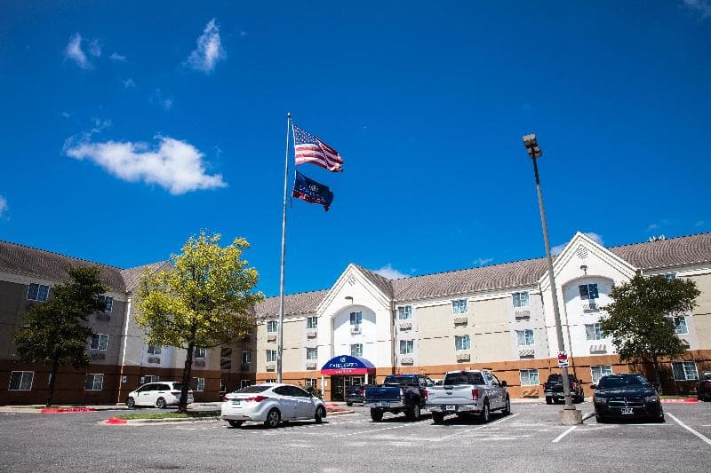 Sonesta Simply Suites Austin South 5