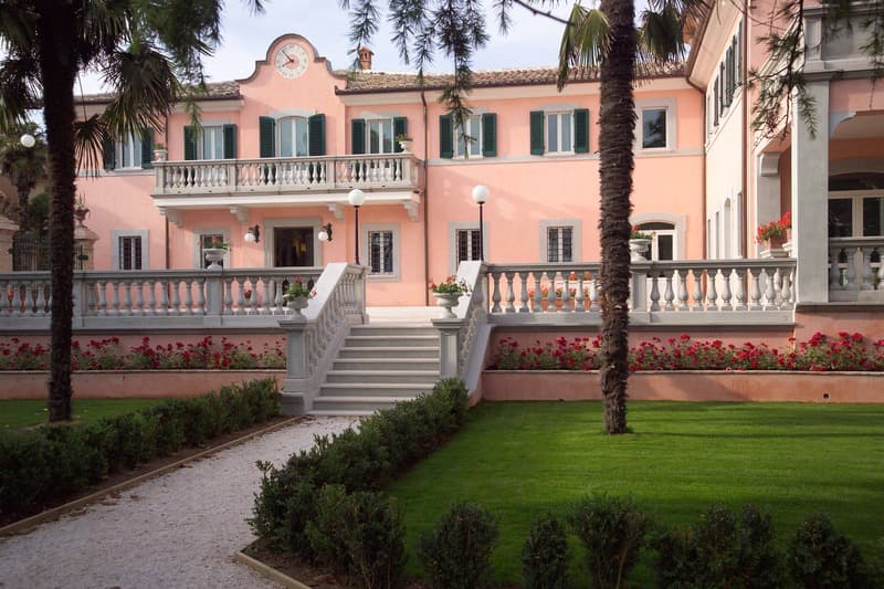 Villa Zuccari main